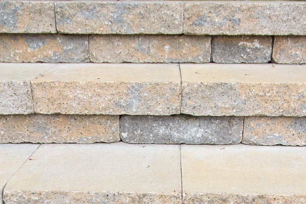 Grenier & Grenier, maçonnerie à Québec, maçonnerie, Québec, réalisations, résidentiel, marche, pierre, projet